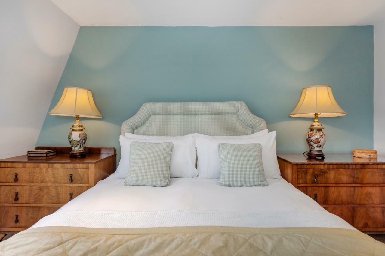 Central Bath Near The Circus With Parking Apartment Bagian luar foto