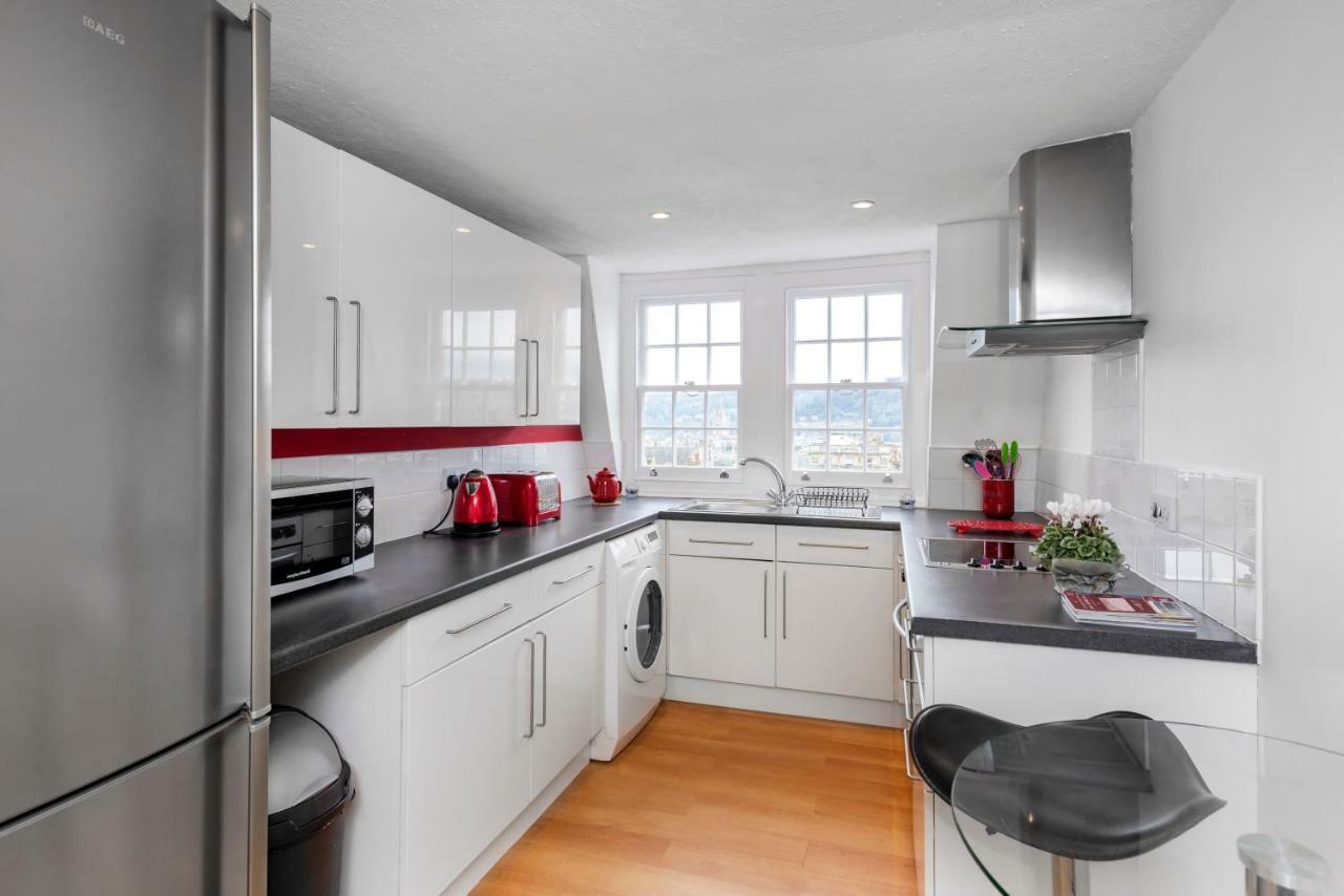 Central Bath Near The Circus With Parking Apartment Bagian luar foto